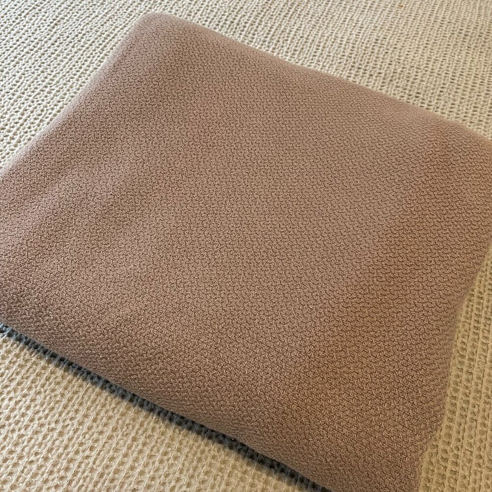 LAST CHANCE! Threshold Full/Queen 100% Cotton Bed Blanket - Gray